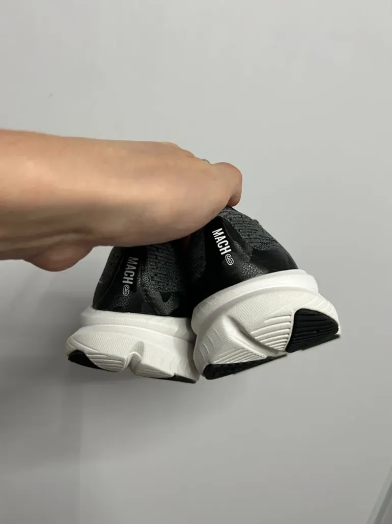 Gebrauchtes Hoka Mach 6 bike — Bild 6 von 10