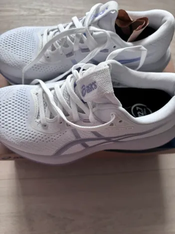 Used Asics GEL-Cumulus 28 bike — image 4 of 8