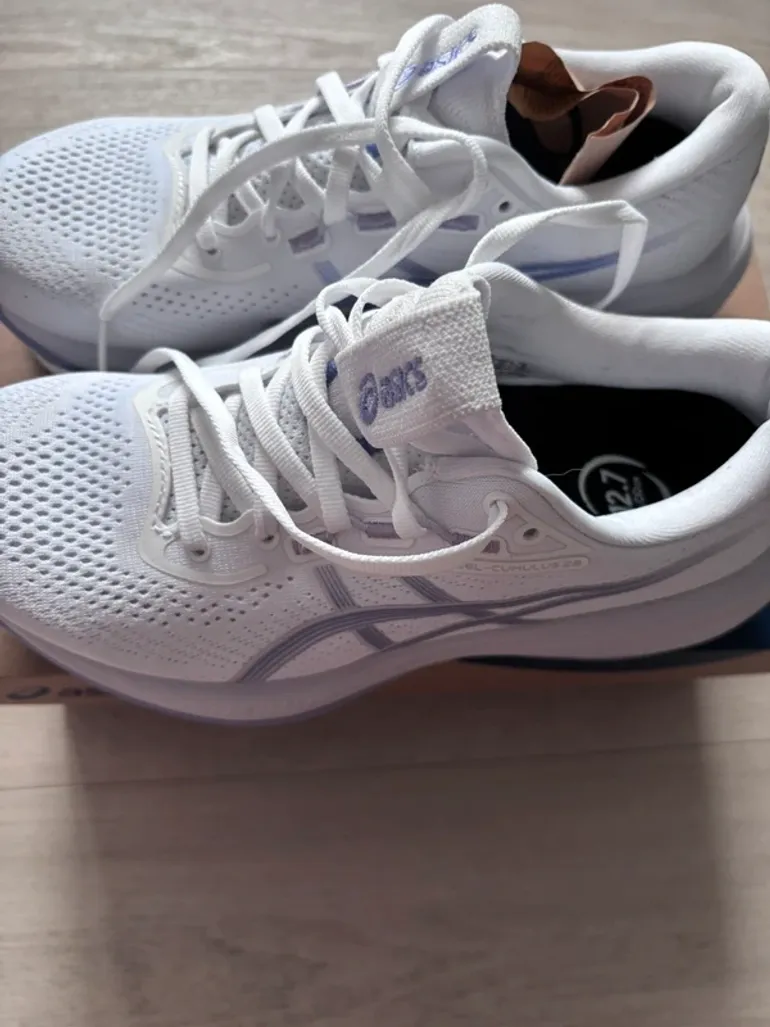 Used Asics GEL-Cumulus 28 bike — image 4 of 8