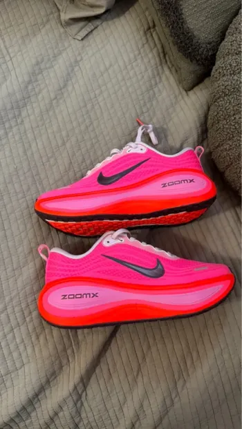 Nike Vomero plus Running Shoes d'occasion