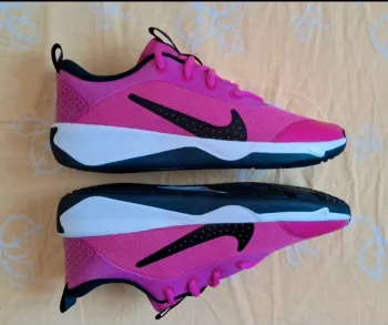 Used Nike Omni Multi-Court GS bike — image 5 of 7