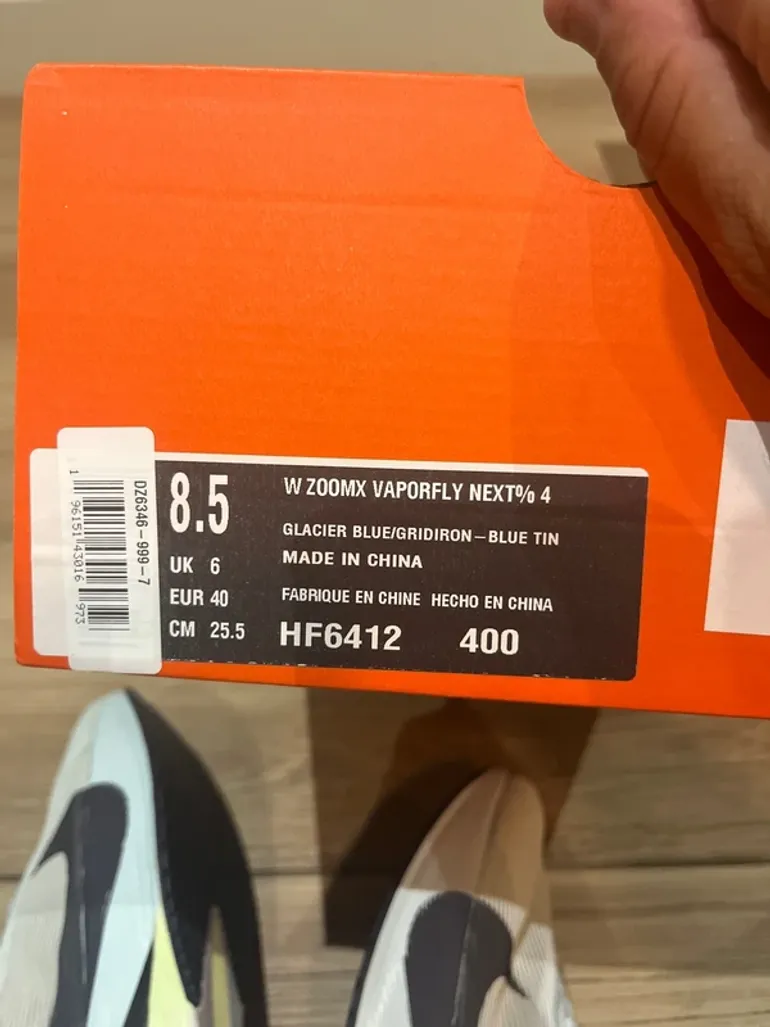 Nike ZoomX Vaporfly Next% 4 bike usato — immagine 9 di 9