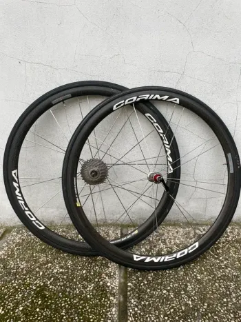 Käytetty Corima 32mm Carbon Wheels Wheels