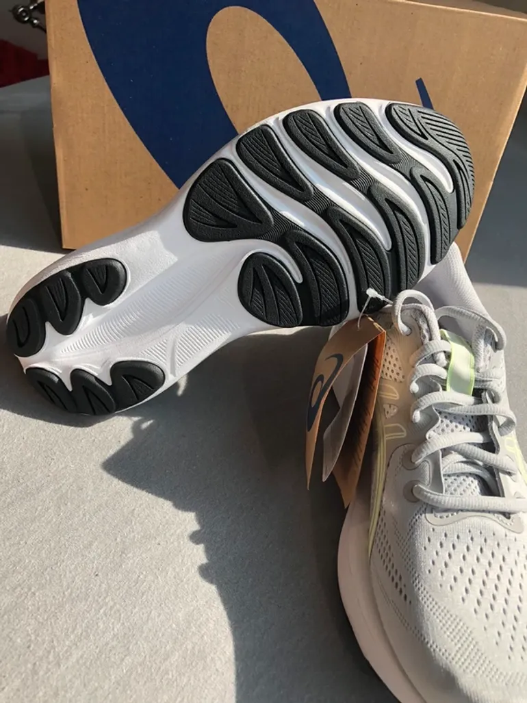 Použité Asics Gel Contend 10 bike — obrázek 6 z 7