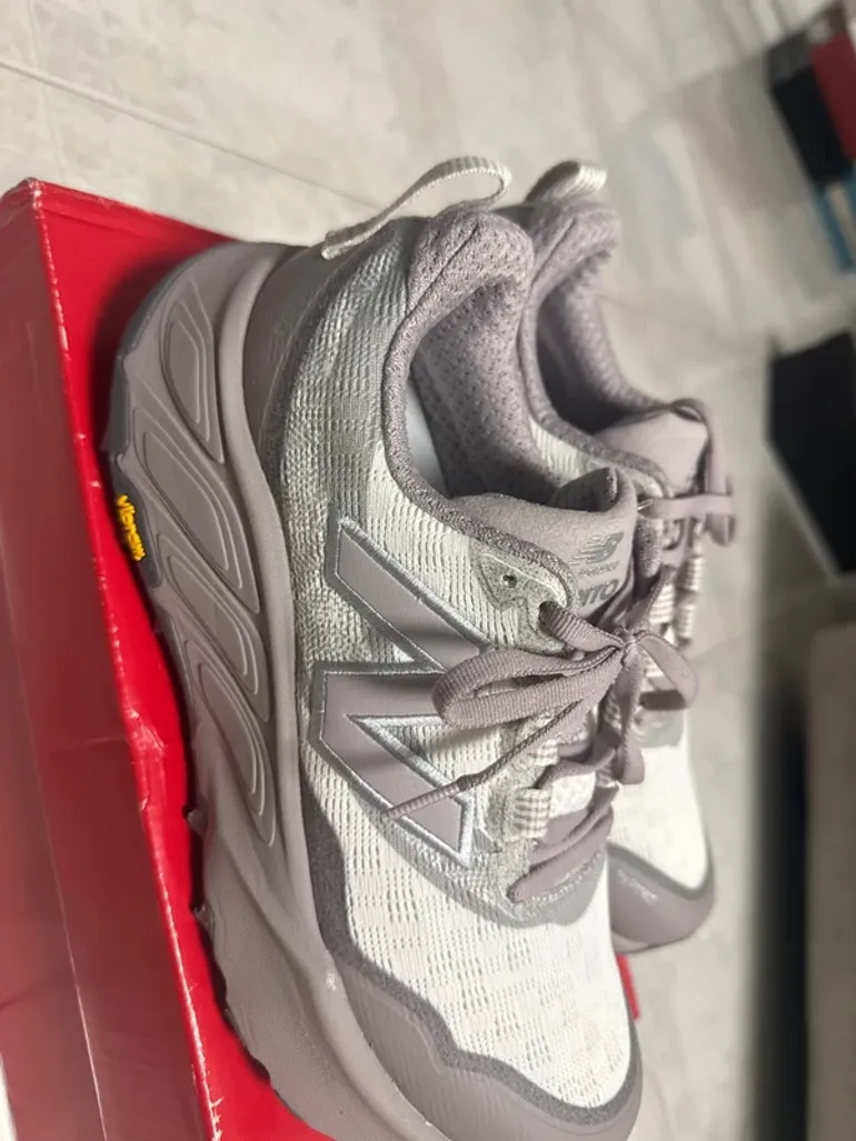 Brugt New Balance Fresh Foam X Hierro V9 bike — billede 2 af 7