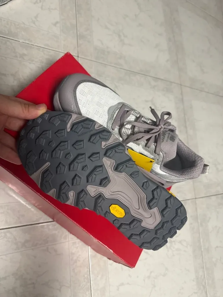 Brugt New Balance Fresh Foam X Hierro V9 bike — billede 4 af 7