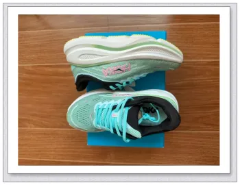 Używany Hoka Shoes Size 40 bike — zdjęcie 4 z 6