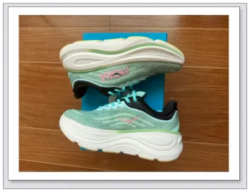 Używany Hoka Shoes Size 40 bike — zdjęcie 3 z 6