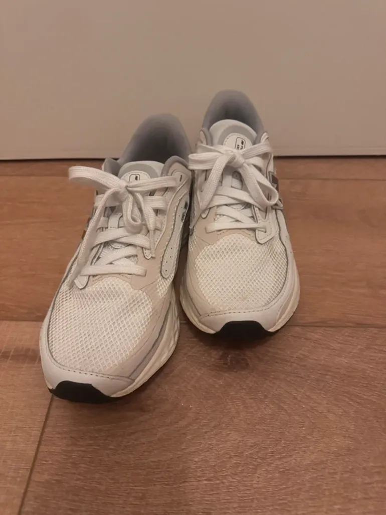 New Balance FreshFoam Arishi v4 bike d'occasion — image 6 sur 6