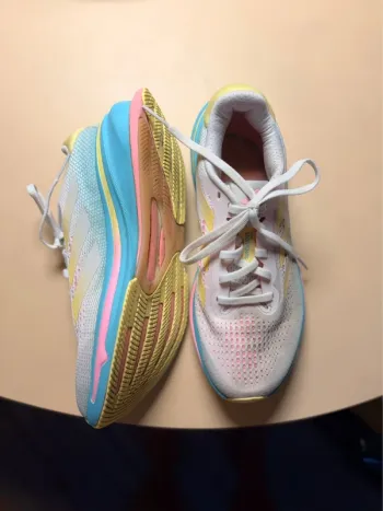 Used Supernova Rise Running Shoes