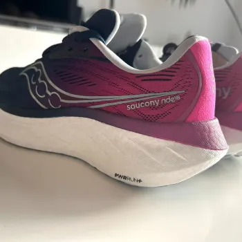 Tweedehands Saucony RIDE 18 bike — afbeelding 4 van 9