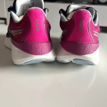 Tweedehands Saucony RIDE 18 bike — afbeelding 5 van 9