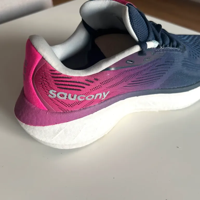 Tweedehands Saucony RIDE 18 bike — afbeelding 3 van 9