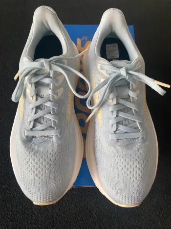 Used Brooks Ghost 17 bike — image 2 of 6
