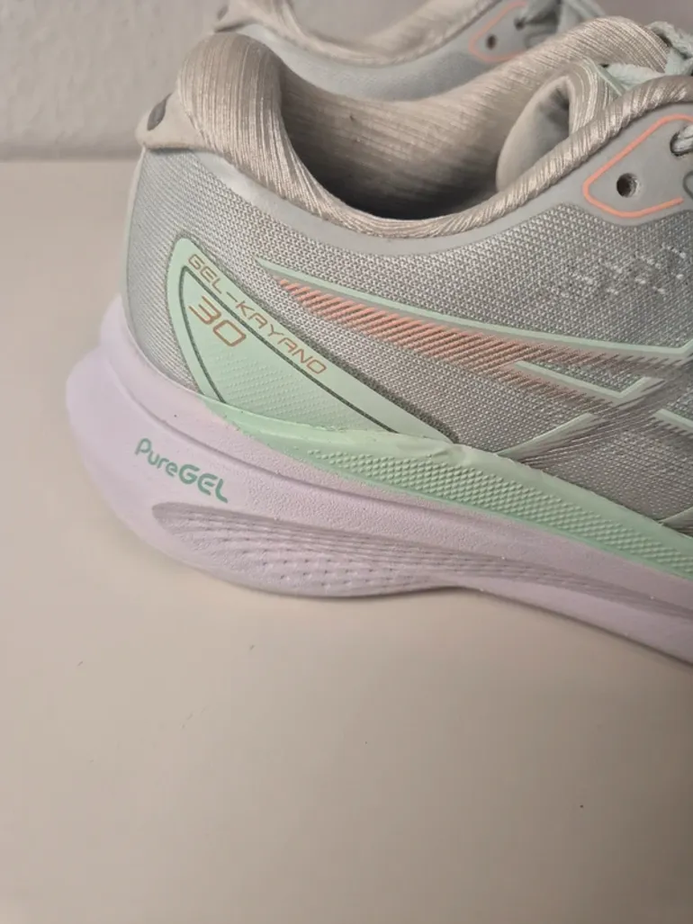 Używany Premium Gel-Kayano 30 bike — zdjęcie 7 z 12