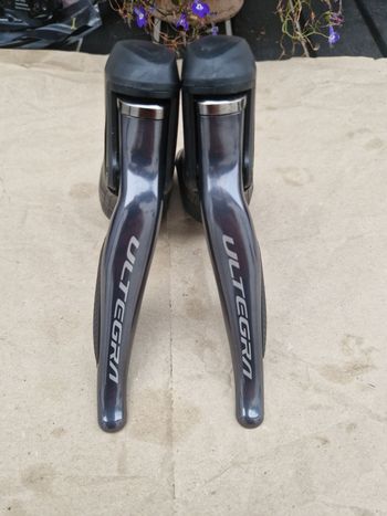 Used Shimano Ultegra DI2 11s ST-R8070 grebssæt 2024 Drivetrain & Pedals