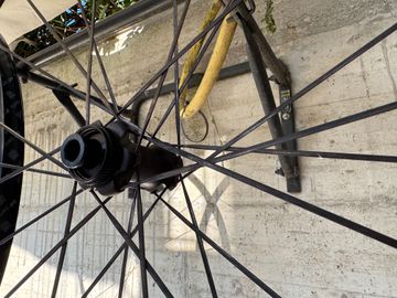 Used Dt Swiss E 1800 2024 bike — image 6 of 23