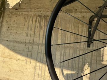 Used Dt Swiss E 1800 2024 bike — image 13 of 23
