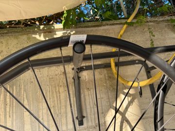 Used Dt Swiss E 1800 2024 bike — image 21 of 23