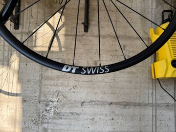 Used Dt Swiss E 1800 2024 bike — image 8 of 23