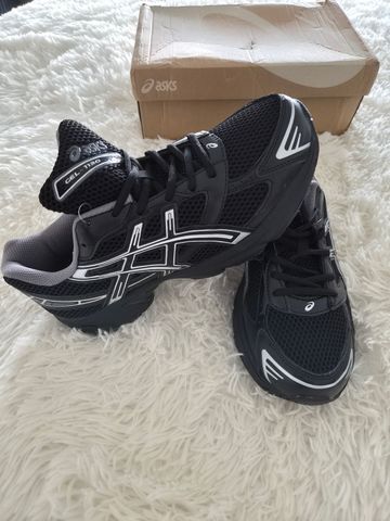 Used Asics Gel-1130 Running Shoes