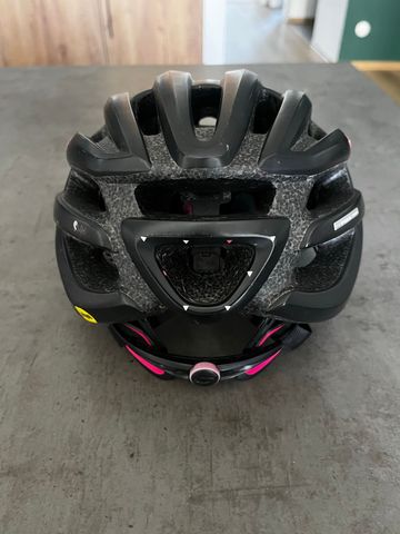 Used Giro Saga Helmet bike — image 5 of 6