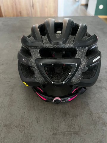 Used Giro Saga Helmet bike — image 2 of 6