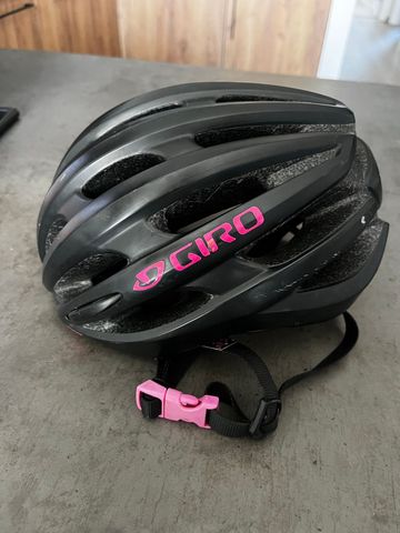 Used Giro Saga Helmet bike — image 3 of 6