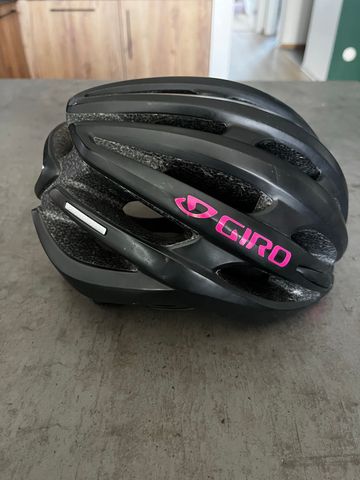 Used Giro Saga Helmet bike — image 4 of 6
