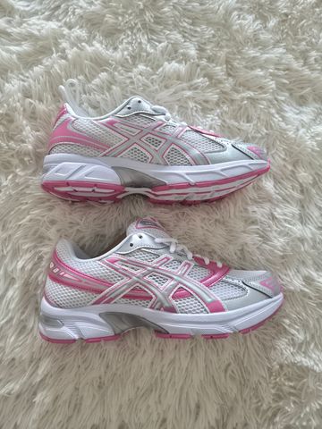 Used Asics GEL-1130 Running Shoes