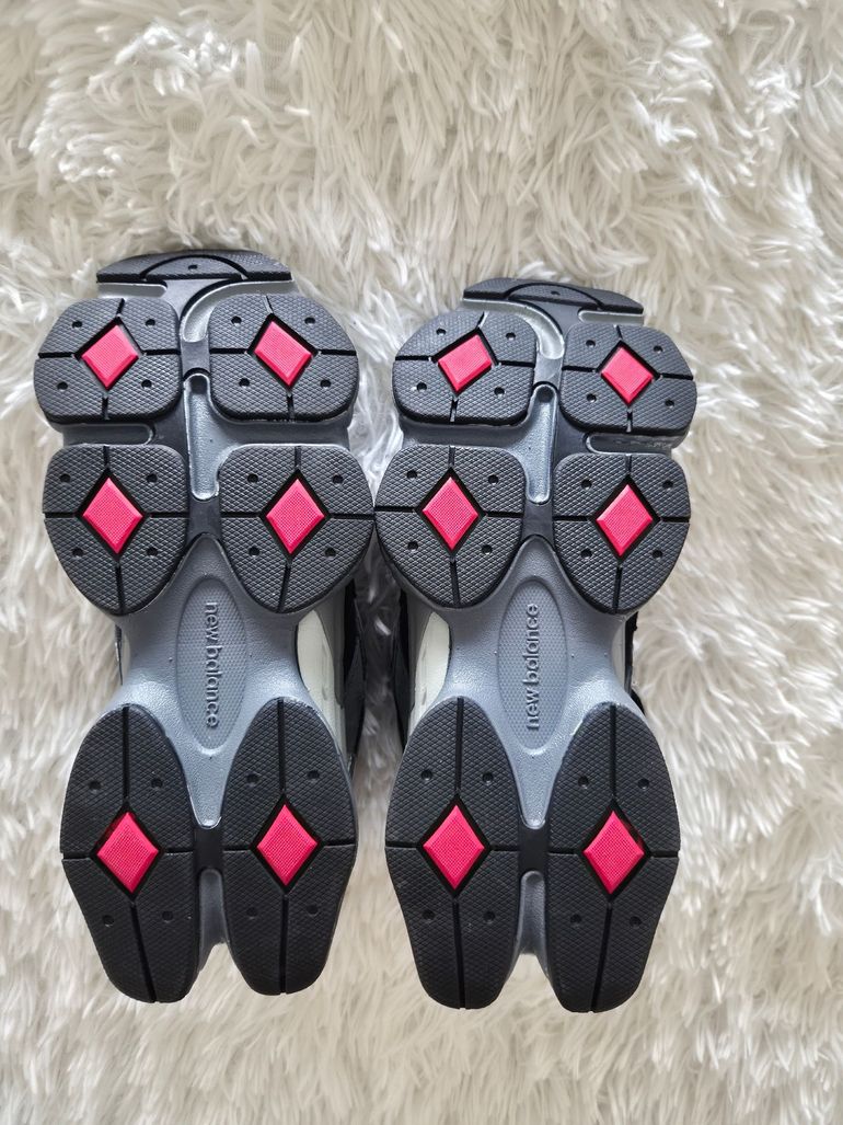 Brugt New Balance 9060 bike — billede 5 af 5