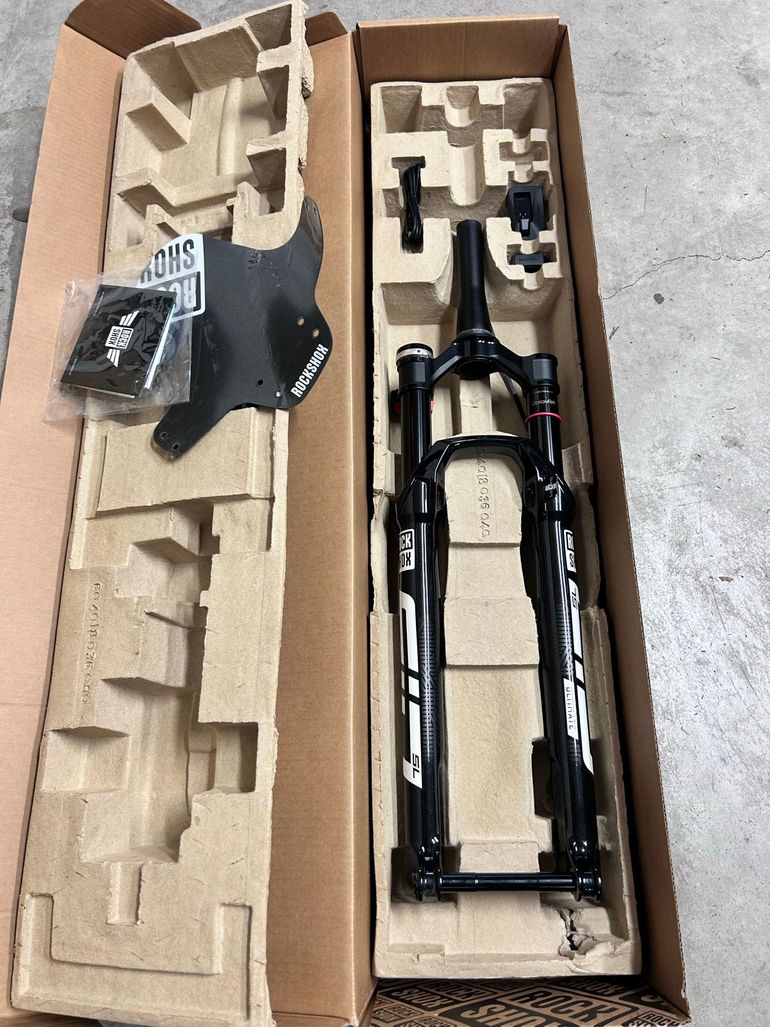 Brugt RockShox SID Ultimate SL Flight Attendant 2026 bike — billede 6 af 6