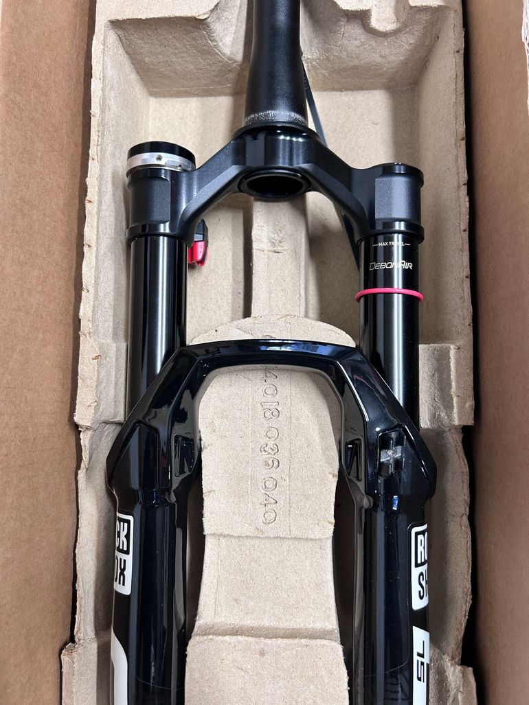 Brugt RockShox SID Ultimate SL Flight Attendant 2026 bike — billede 4 af 6