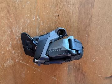 Sram Rival AXS 12v Rear Derailleur Drivetrain & Pedals usato