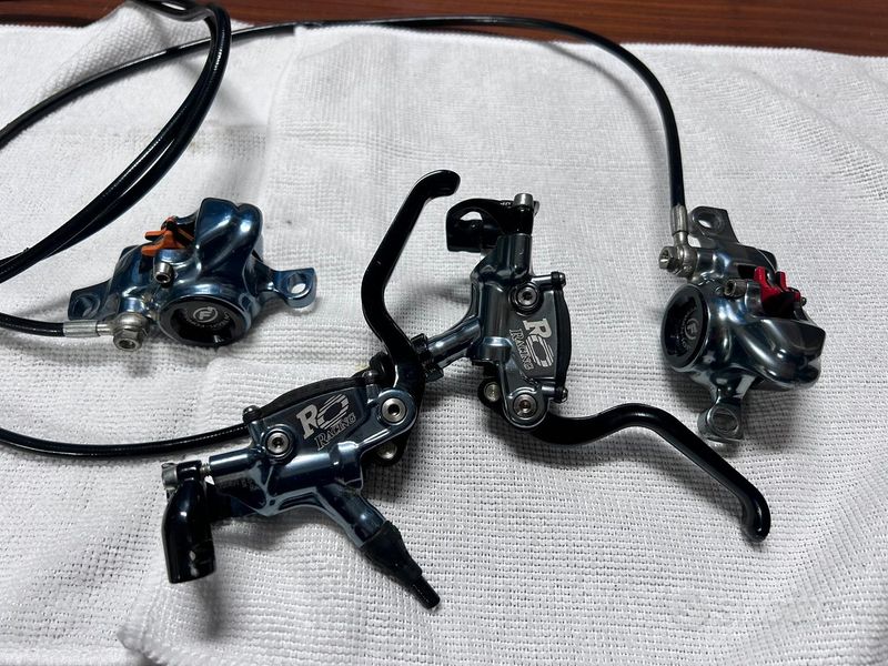 Used Formula r0r 2021 Brakes