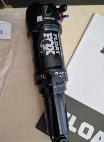 Used Fox Racing Float Performance 2Pos-Adj EVOL LV 2026 bike — image 6 of 9