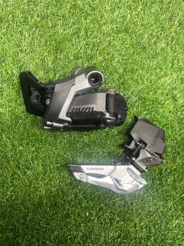 Sram Rival AXS 12v 2026 Drivetrain & Pedals usato