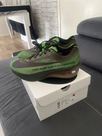 Used Nike Vaporfly Next 4 bike — image 2 of 3
