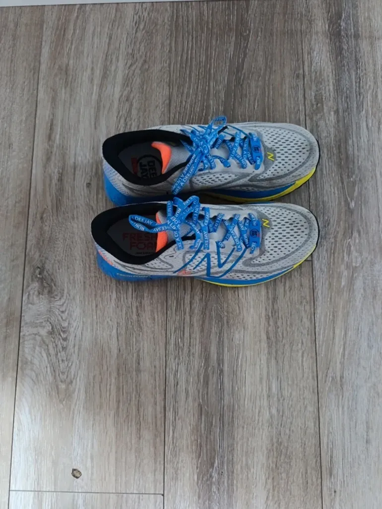 Used New Balance Dee Jay bike — image 2 of 4