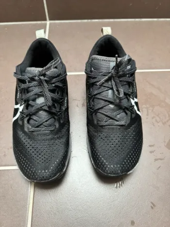 Used Nike Trail Running Shoes bike — image 3 of 8