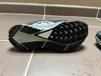 Used Nike Trail Running Shoes bike — image 8 of 8
