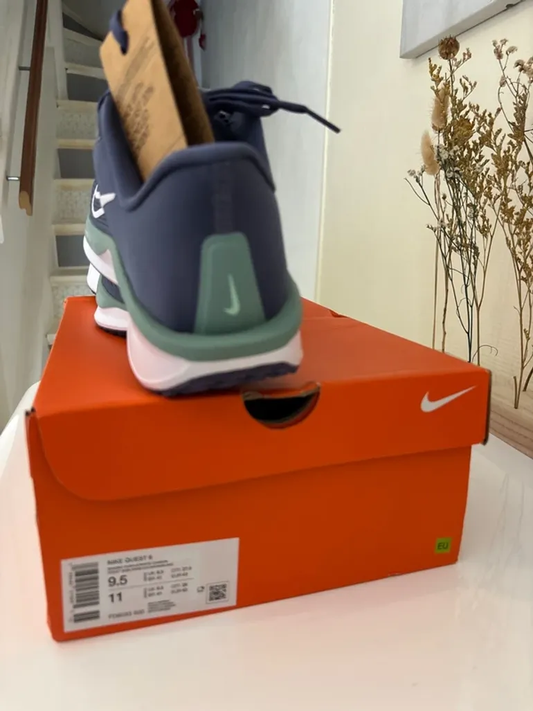 Nike Quest 6 bike usato — immagine 3 di 10