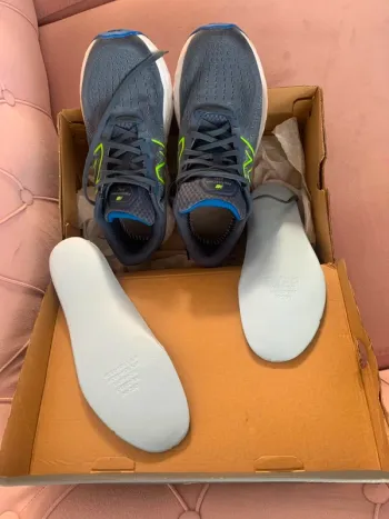 Used New Balance Fresh Foam EV02 bike — image 9 of 14