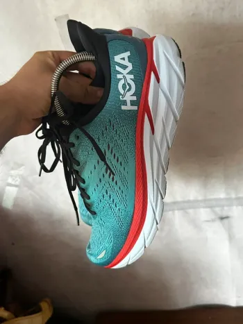 Hoka Laufschuhe bike usato — immagine 4 di 6
