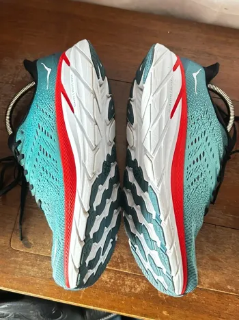 Hoka Laufschuhe bike usato — immagine 3 di 6