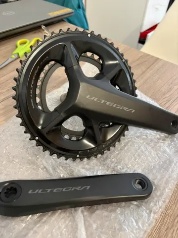 Shimano Ultegra R8100 2026 Drivetrain & Pedals usato