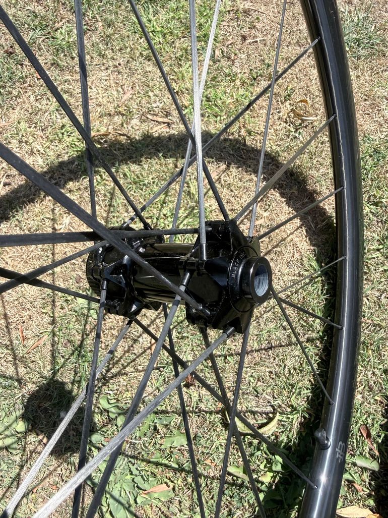Brugt Black Inc 28/33 Carbon Wheels 2025 bike — billede 2 af 6