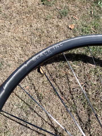 Käytetty Black Inc 28/33 Carbon Wheels 2025 Wheels