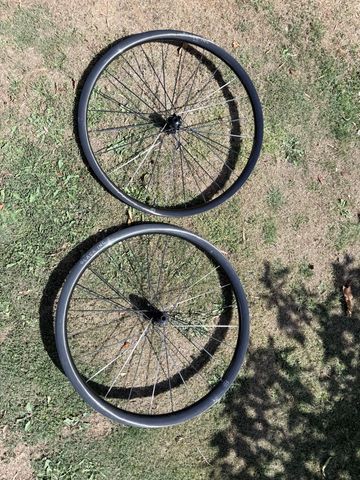 Brugt Black Inc 28/33 Carbon Wheels 2025 bike — billede 6 af 6