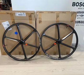 Použité Bike Ahead Components biturbo Wheels 2024 Wheels